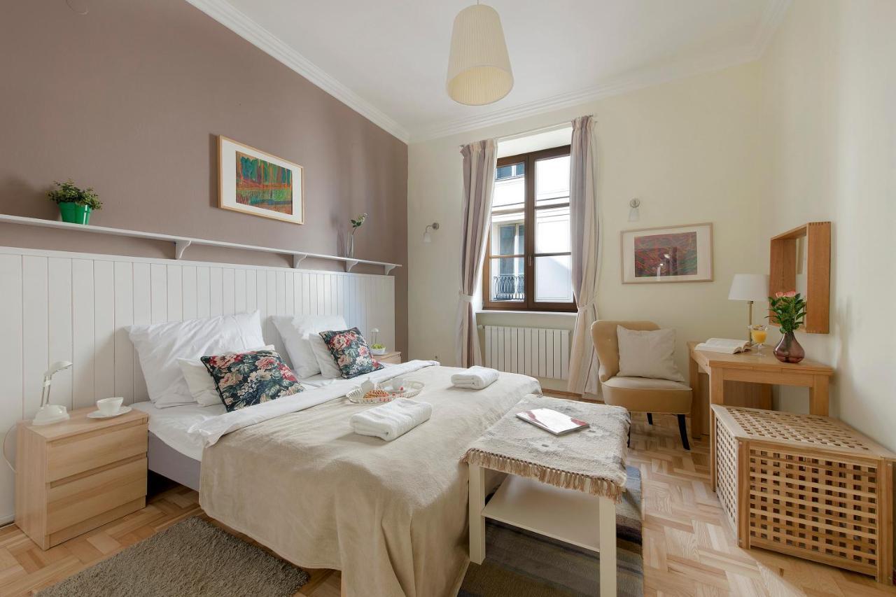 Two Bedroom Apartment For 6 People Варшава Екстериор снимка