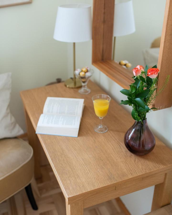 Two Bedroom Apartment For 6 People Варшава Екстериор снимка