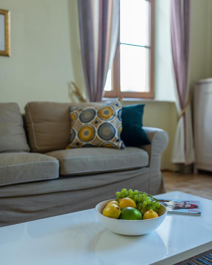 Two Bedroom Apartment For 6 People Варшава Екстериор снимка